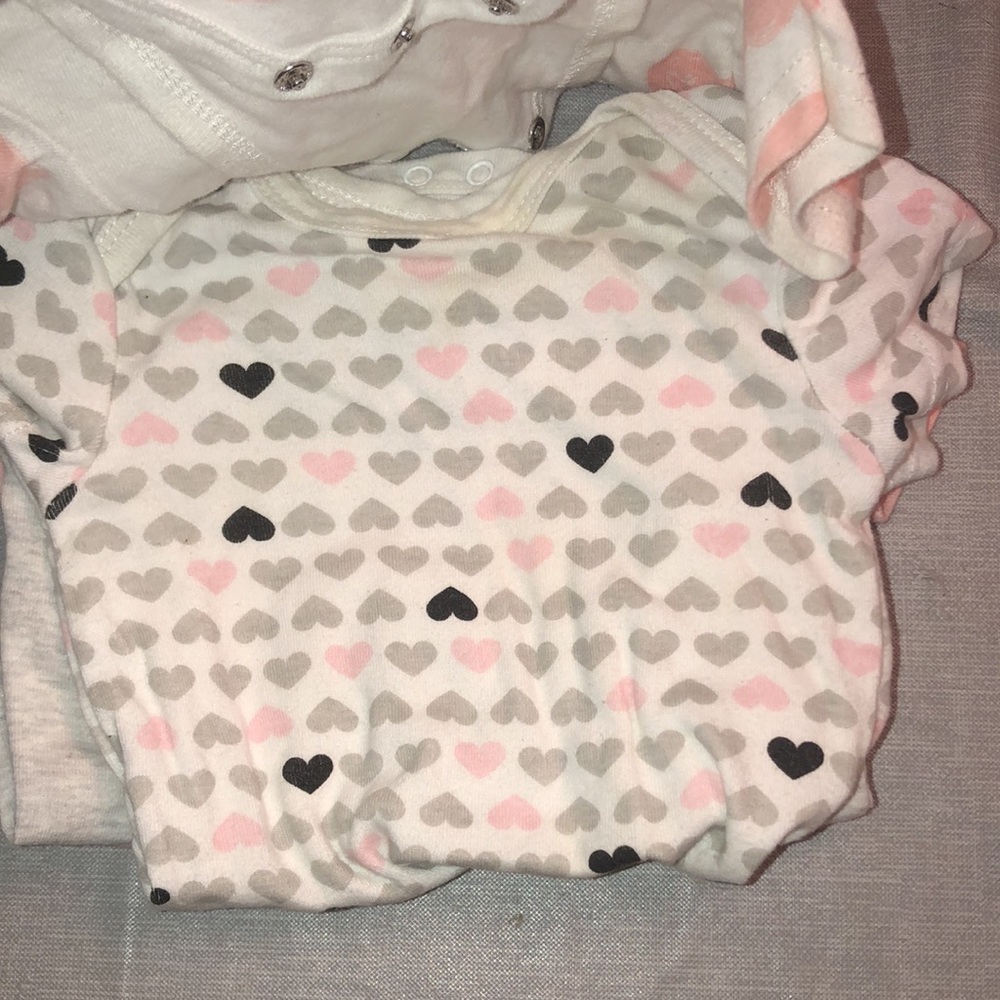 BABY ONSIES - Picture 2 of 4